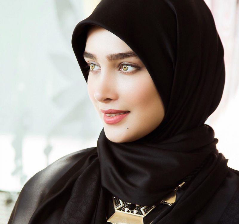 عکس حجاب زیبا با چادر فانتزی