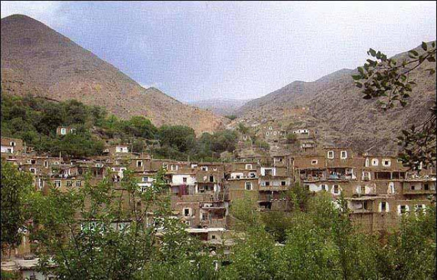 روستای لیقوان در کجا قرار دارد و فلسفه نامگذاری آن چیست ؟