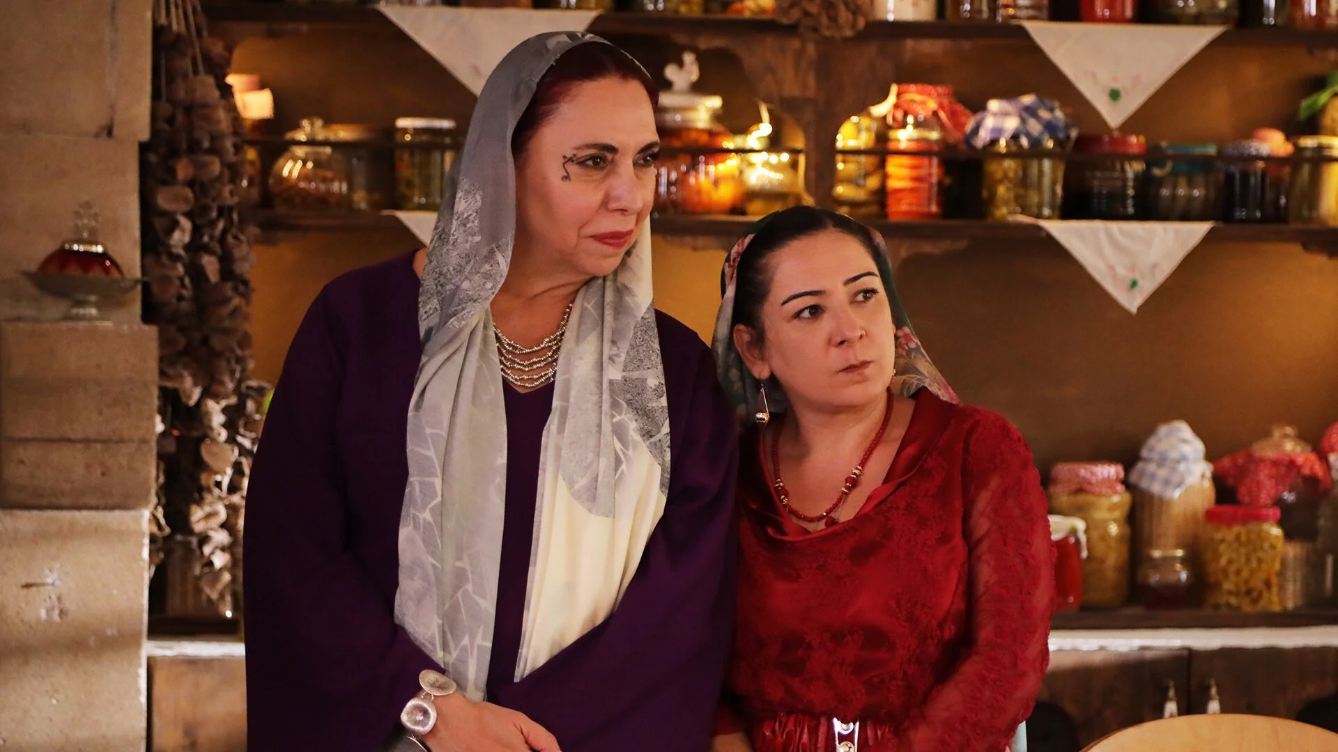قسمت ۲۵ سریال ترکی تازه عروس