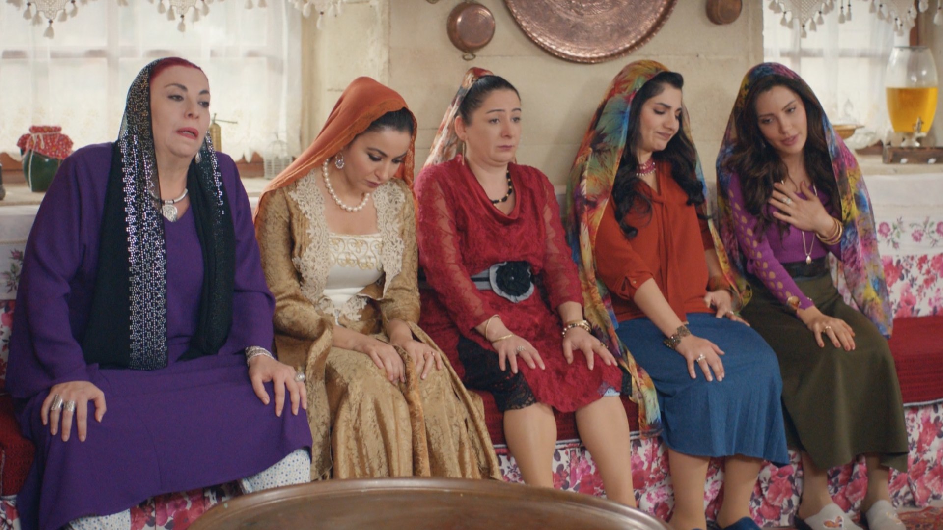 قسمت ۸۴ سریال ترکی تازه عروس