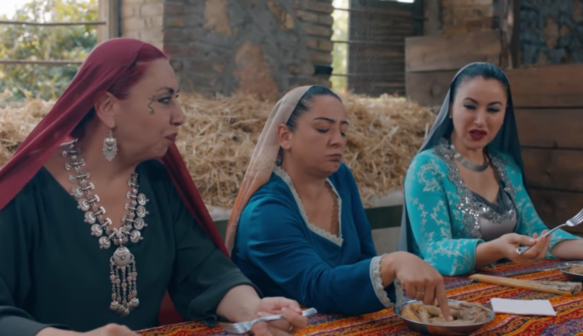 خلاصه داستان قسمت ۱۵۰ سریال ترکی تازه عروس yeni gelin + عکس