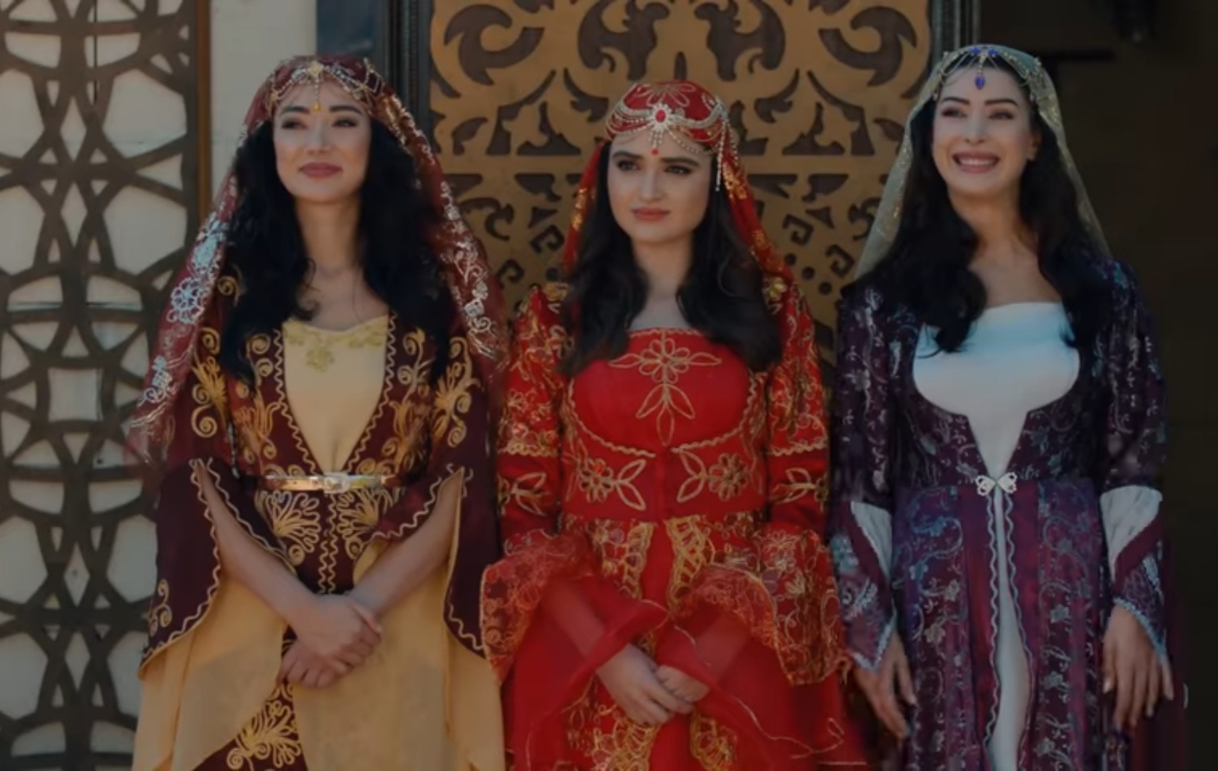 قسمت ۱۸۸ سریال ترکی تازه عروس