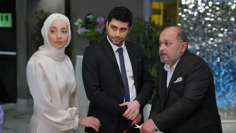 <a href='/last-search/?q=قسمت'>قسمت</a> ۱۵۴ <a href='/last-search/?q=سریال'>سریال</a> <a href='/last-search/?q=ترکی'>ترکی</a> <a href='/last-search/?q=شربت'>شربت</a> <a href='/last-search/?q=زغال'>زغال</a> <a href='/last-search/?q=اخته'>اخته</a>